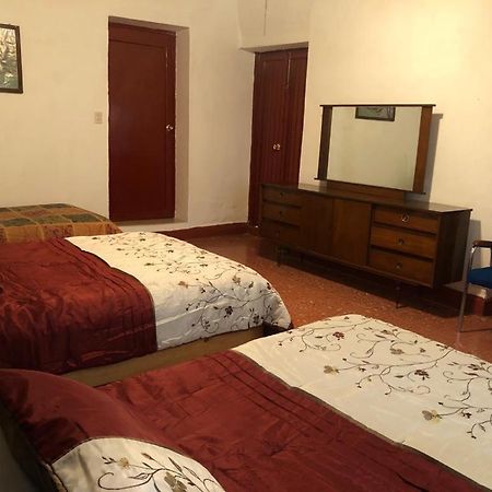 Hostal La Espanola Parras Паррас-де-ла-Фуэнте Экстерьер фото